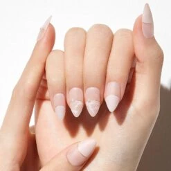 Creamy Delight -Nail Polish Store MDR722ST Handshot Creamy Delight