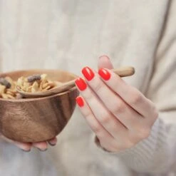 Coral Crush -Nail Polish Store ZMC025 CoralCrush Lifestyle2 FINAL e2c04ddc 859a 43de 9d2d 8cb9db79c546