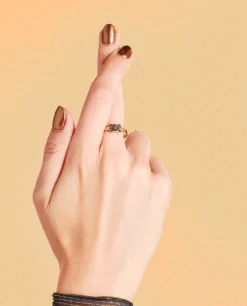 Chrome Powders Bronzed By The Sun -Nail Polish Store bronzed by the sun gif 3acd4e1b 799b 47c5 b77f 4198cf2f7064