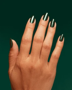 Gel Nail Polish Peppermint Bark And Bite 10 Gel Nail Polish Peppermint Bark And Bite -Nail Polish Store hol23 peppermint bark and bite gif 9684b1c7 f817 457b bedb 575d303c6997