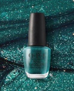 Nail Lacquer This Color's Making Waves